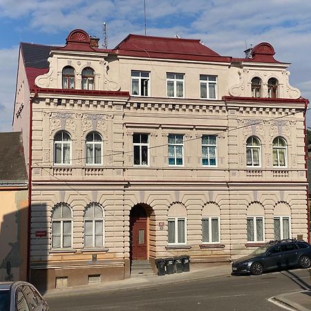 Apartman V Lesni Яблонец-над-Нисоу Экстерьер фото